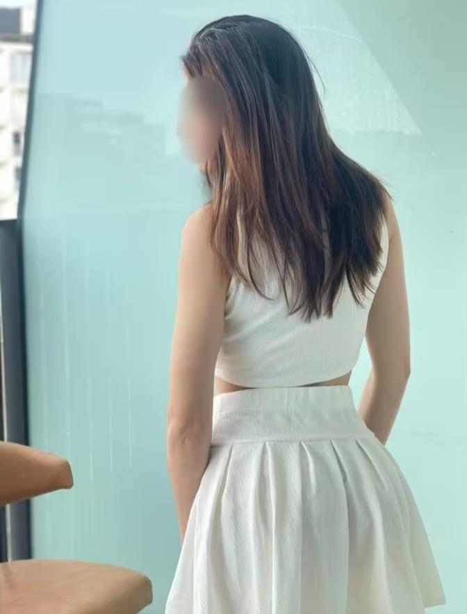 Chica busca chico en Almería: 