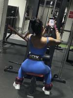 643495110: Chica busca chico en Barcelona