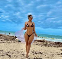 613967159: Chica busca chico en Mallorca