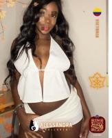 631779935: Chica busca chico en Cádiz