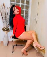 631454601: Chica busca chico en Barcelona