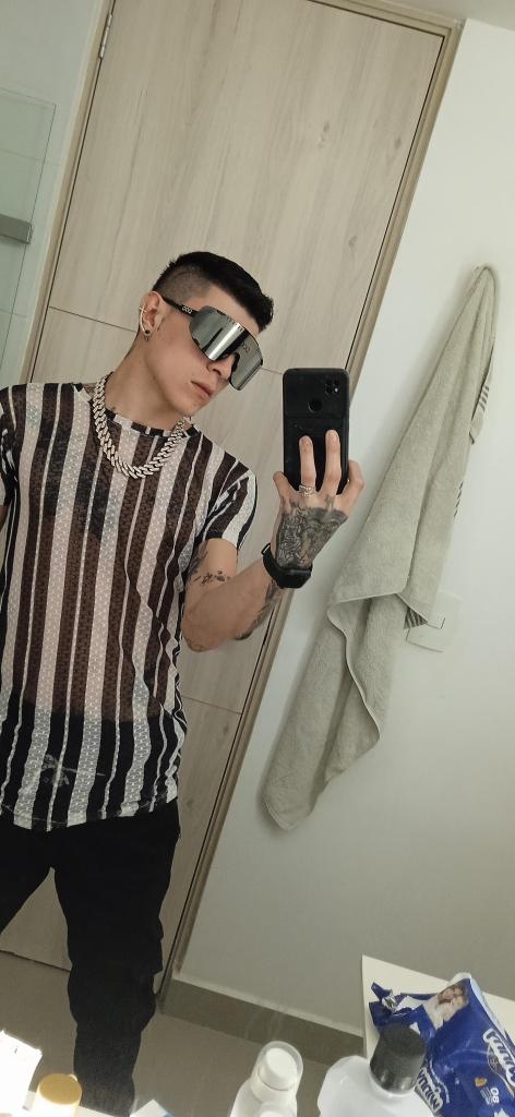 Chico busca chica en Tarragona: 