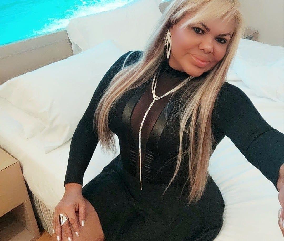 695835696: Chica busca chico en Sevilla