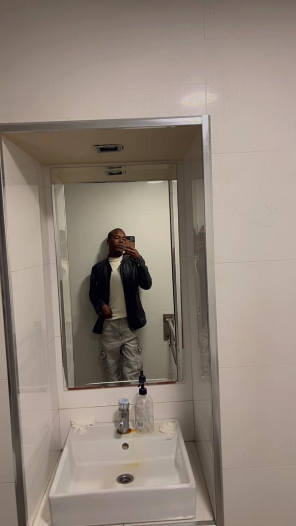 Chico busca chica en Málaga: 