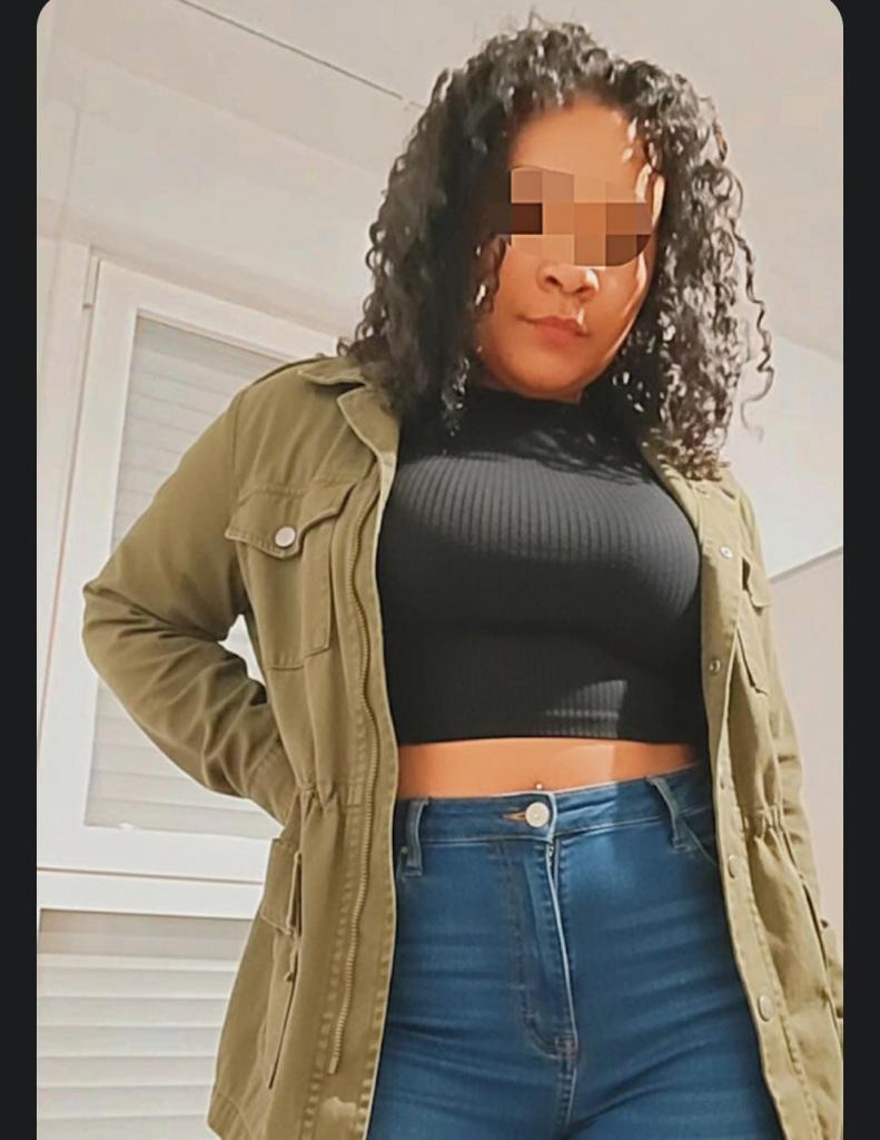 604115035: Chica busca chico en Navarra