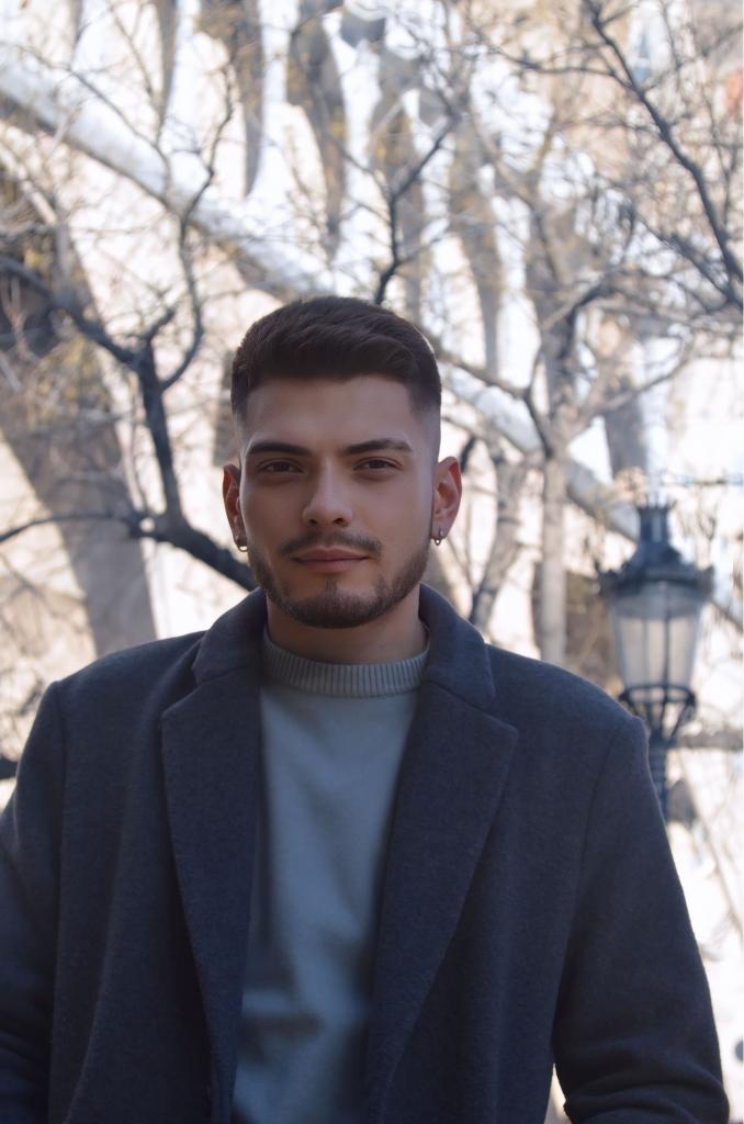 624048920: Chico busca chica en Zaragoza