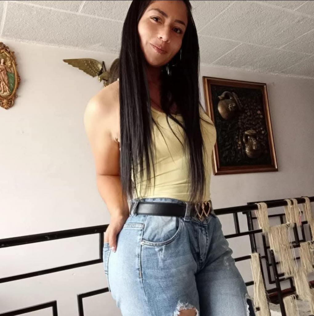 Chica busca chico en Tenerife: 