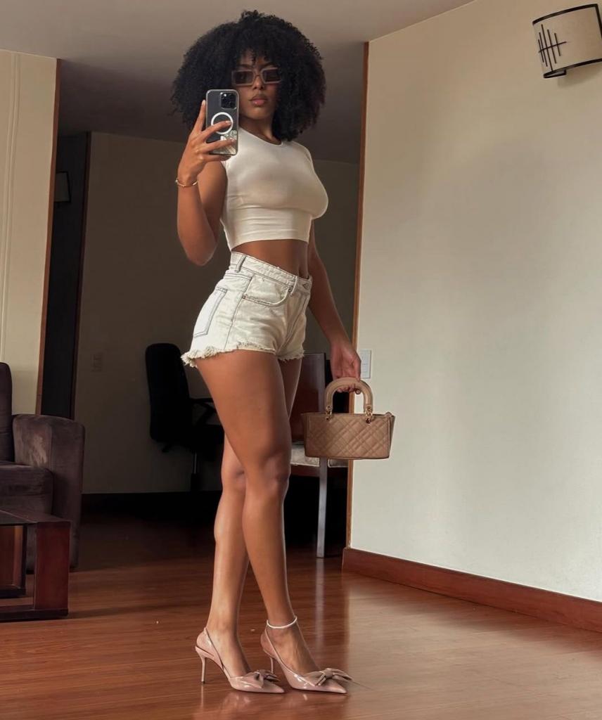 611337827: Chica busca chico en Vizcaya