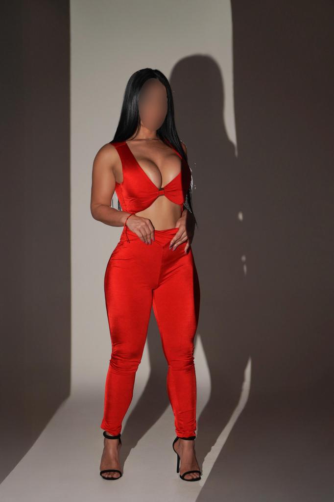 Chica busca chico en Tenerife: 