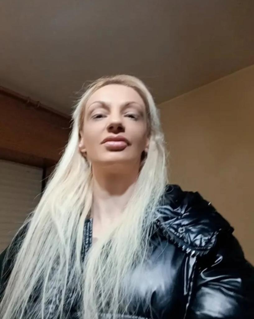 Chica busca chico en Pontevedra: 