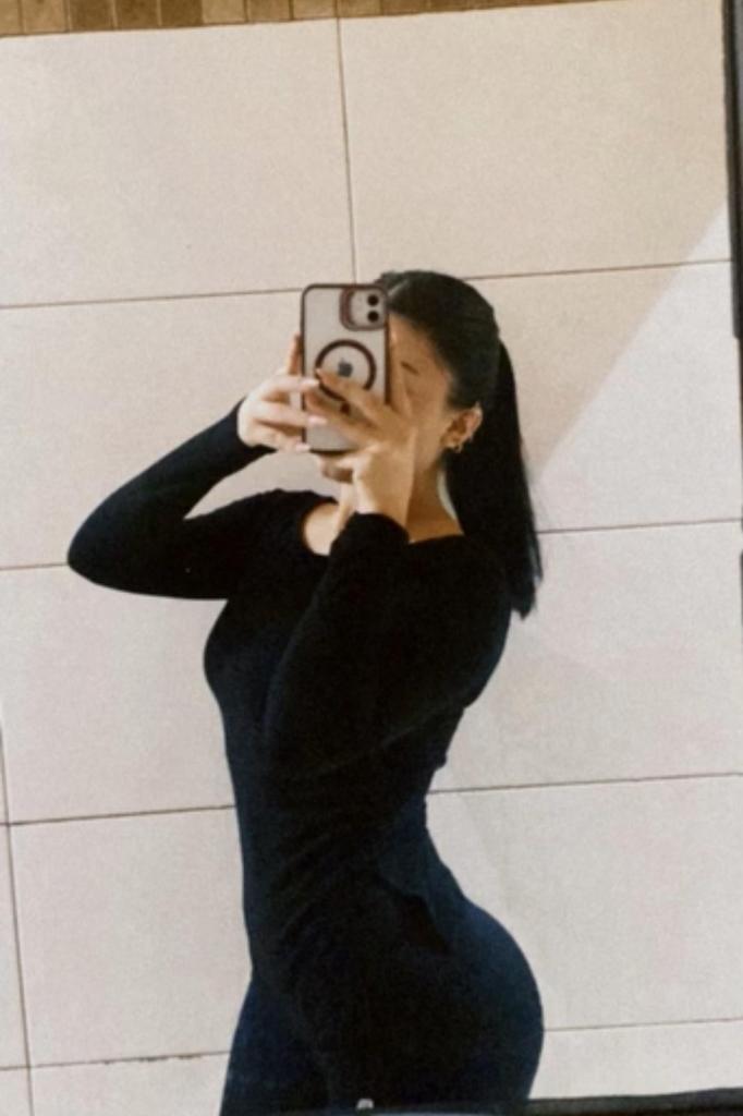 613309215: Chica busca chico en Málaga