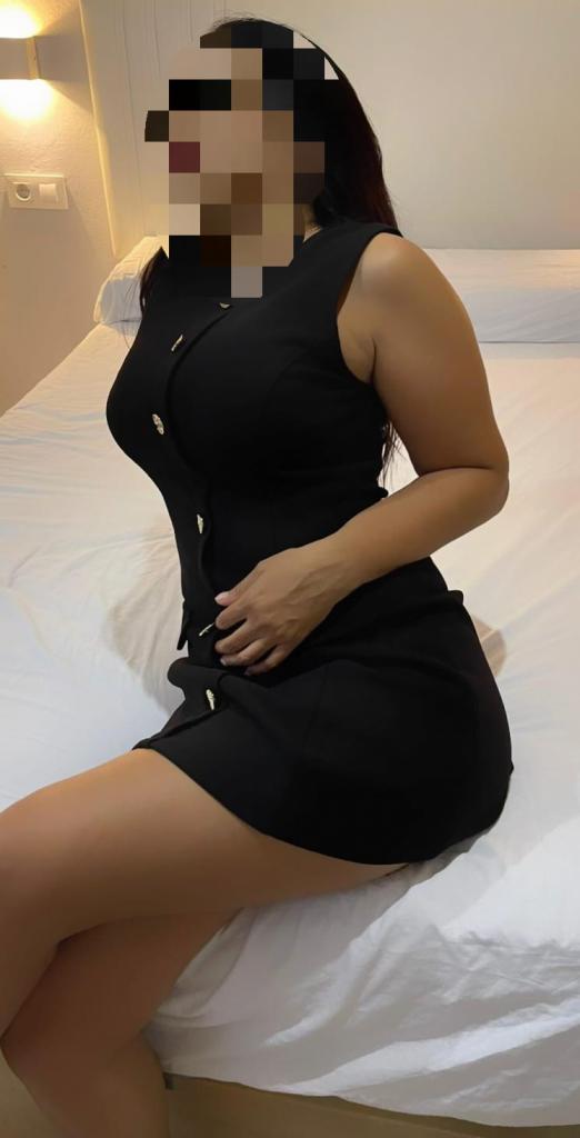 613304846: Chica busca chico en Cádiz