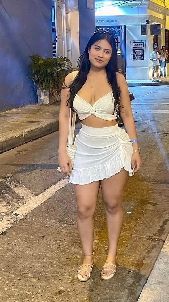 Chica busca chico en Cádiz: 