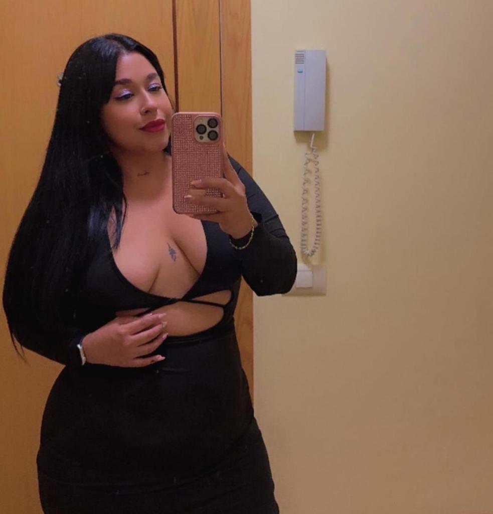 Chica busca chico en Tenerife: 