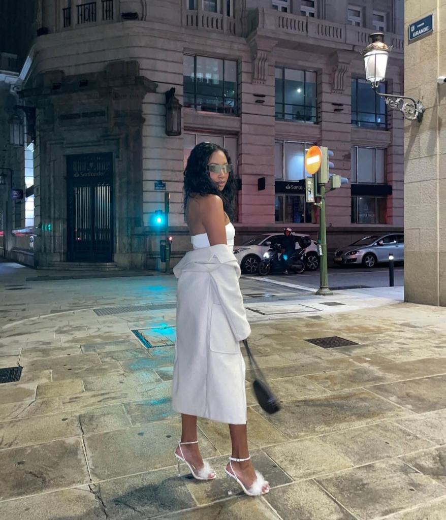 Chica busca chico en La Coruña: 