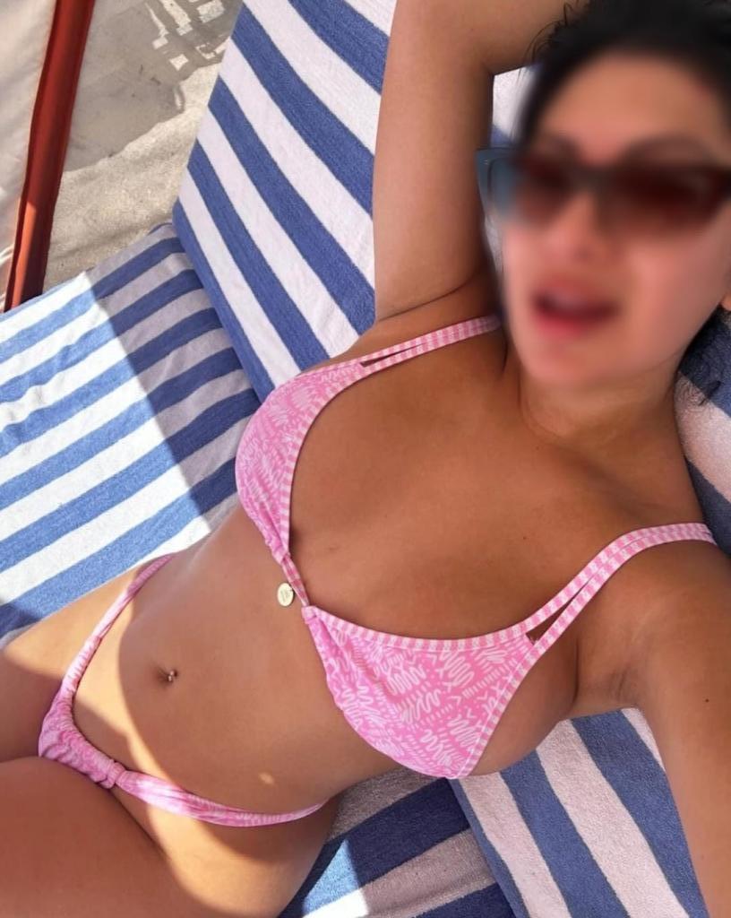 Chica busca chico en Almería: 