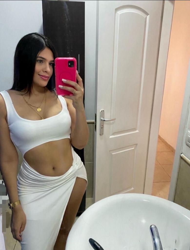 Chica busca chico en Tenerife: 