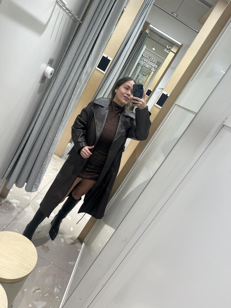 Chica busca chico en Almería: 