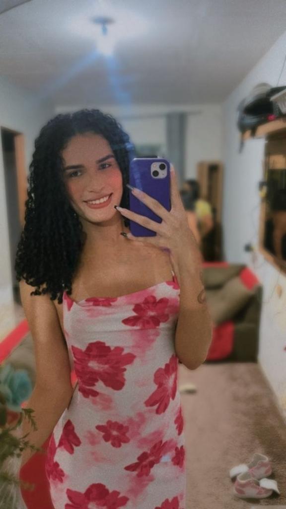 Chica busca chico en Tenerife: 