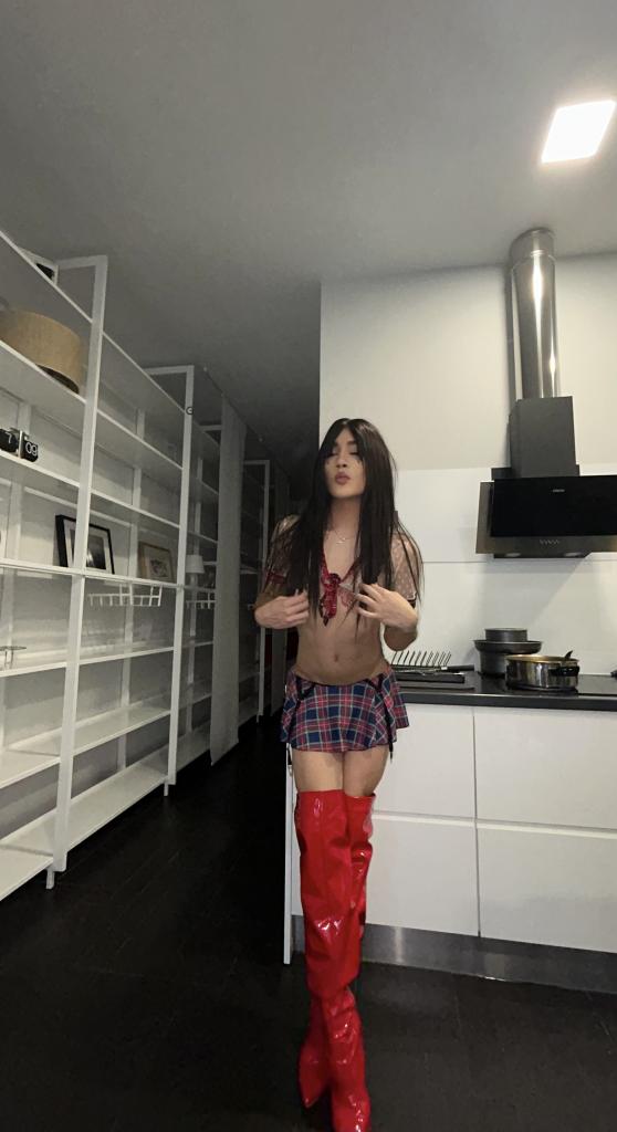 602554901: Travesti en Granada