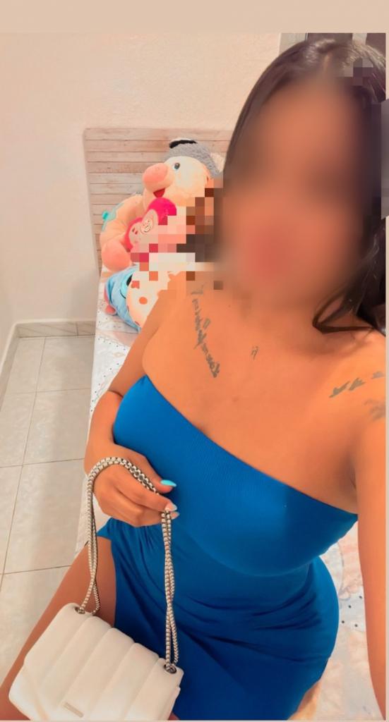 666400395: Chica busca chico en Sevilla