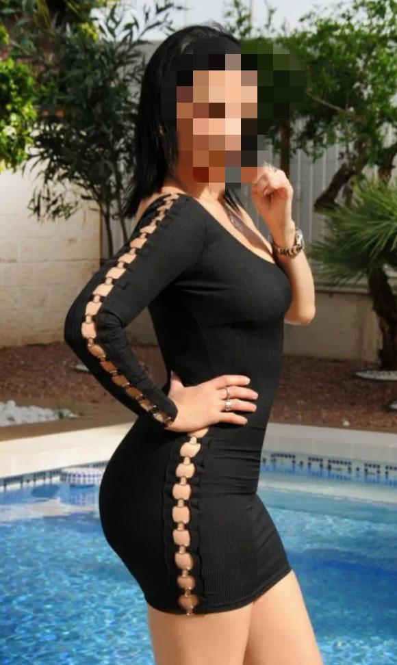 Chica busca chico en Cádiz: 