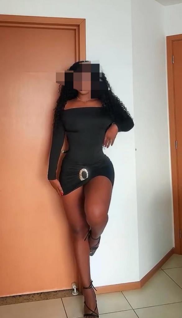 Chica busca chico en Sevilla: 