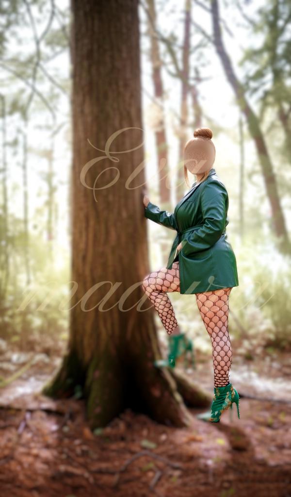 Chica busca chico en Sevilla: 