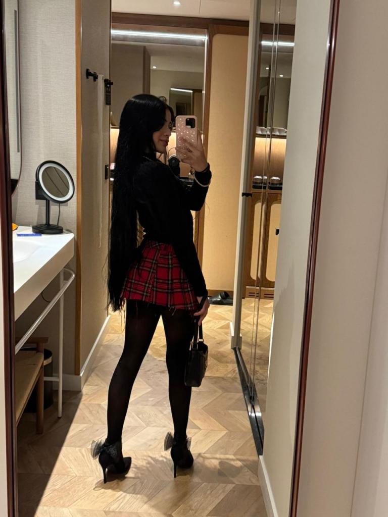 Chica busca chico en Ibiza: 