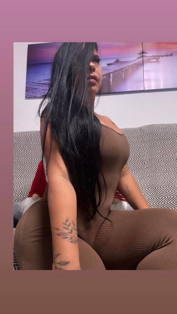 Chica busca chico en Huelva: 