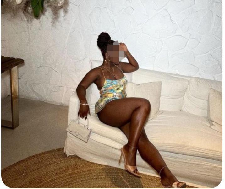 647619272: Chica busca chico en Jaén