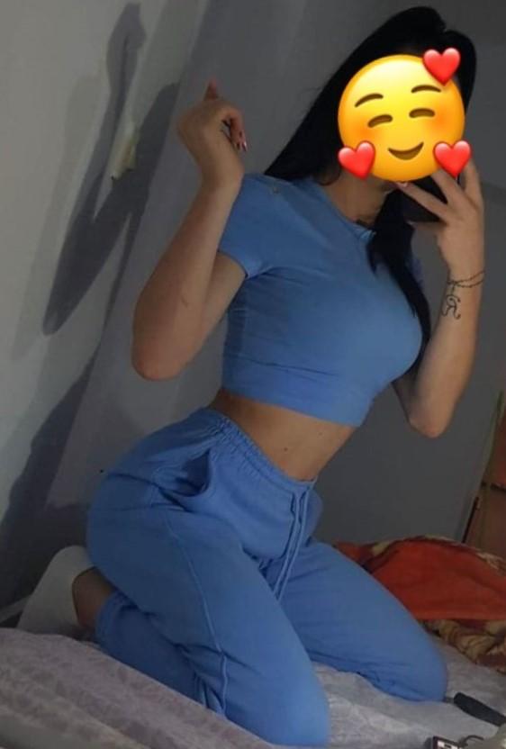 Chica busca chico en Almería: 