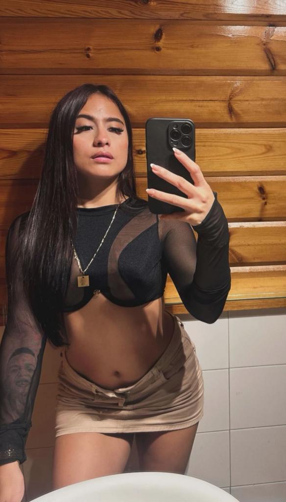 Chica busca chico en Valencia: Chica busca chico