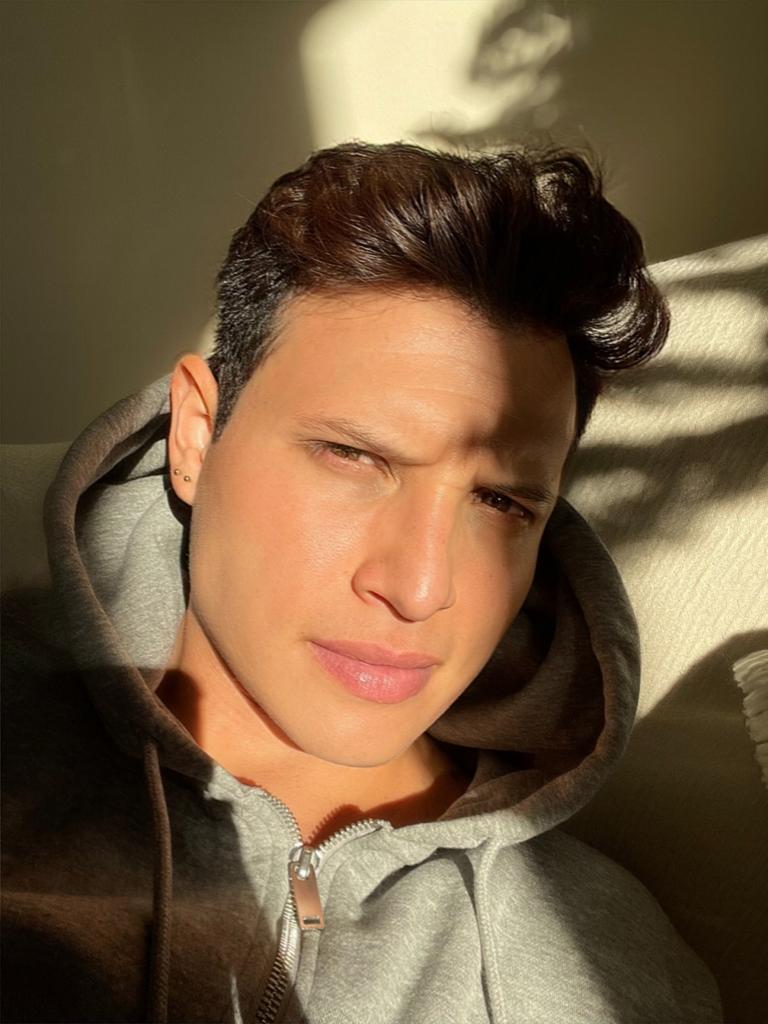 Chico busca chica en Valencia: 