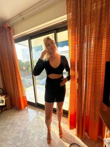 617688313: Chica busca chico en Tarragona