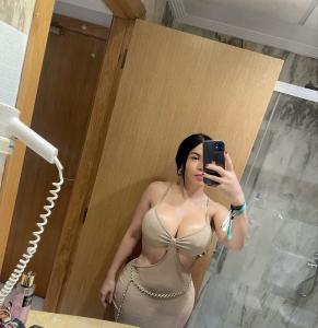 603185304: Chica busca chico en Sevilla