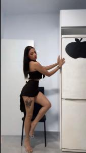 613953239: Chica busca chico en Madrid