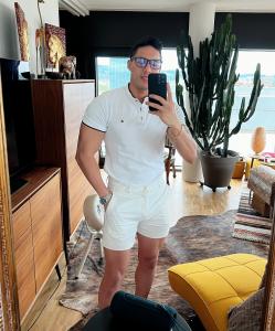 615037619: Chico busca chica en Madrid