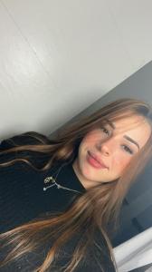 647341170: Chica busca chico en Málaga