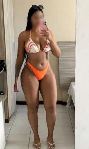 647275219: Chica busca chico en Sevilla