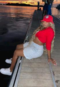 675892031: Chica busca chico en Granada