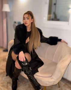 642794531: Chica busca chico en Málaga