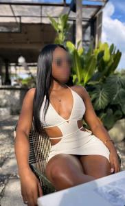 677126830: Chica busca chico en Sevilla