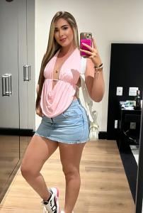 613820945: Chica busca chico en La Coruña