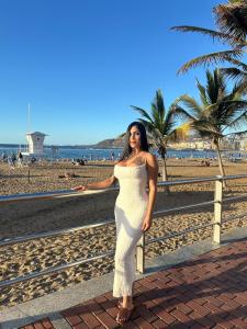 632964030: Chica busca chico en Las Palmas