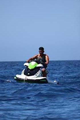 613989183: Chico busca chica en Cádiz