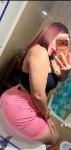 631334029: Chica busca chico en Gerona