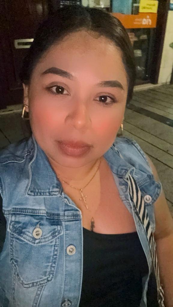 Chica busca chico en Huesca: 