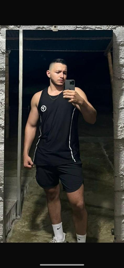 641464627: Chico busca chica en Vizcaya