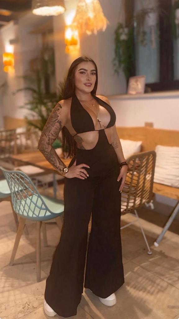 613594072: Chica busca chico en Cádiz